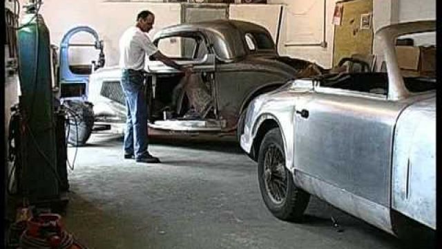 CLASSIC CAR BODY RESTORATION